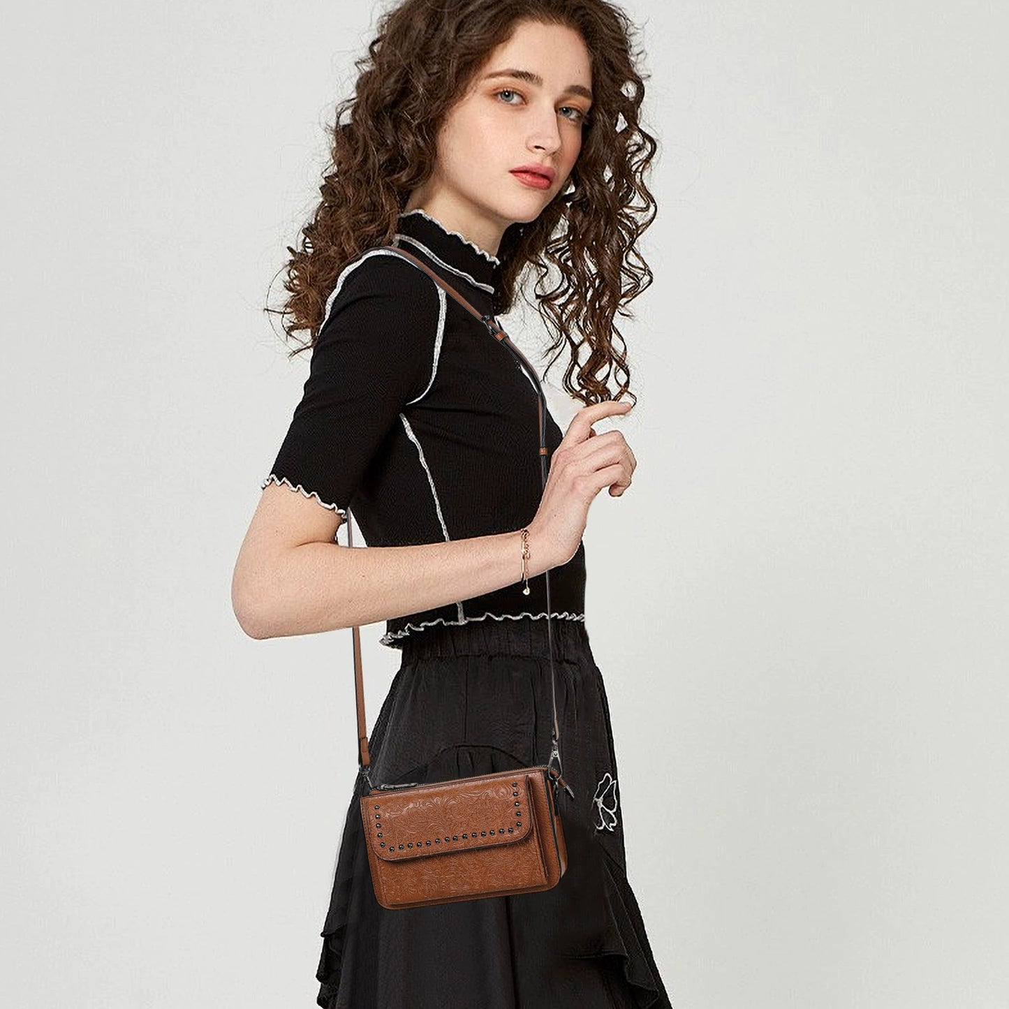 Women's Mini Leather Crossbody Bag | 15+ Card Slots, Phone Pocket | Adjustable Strap, Zip Closure
